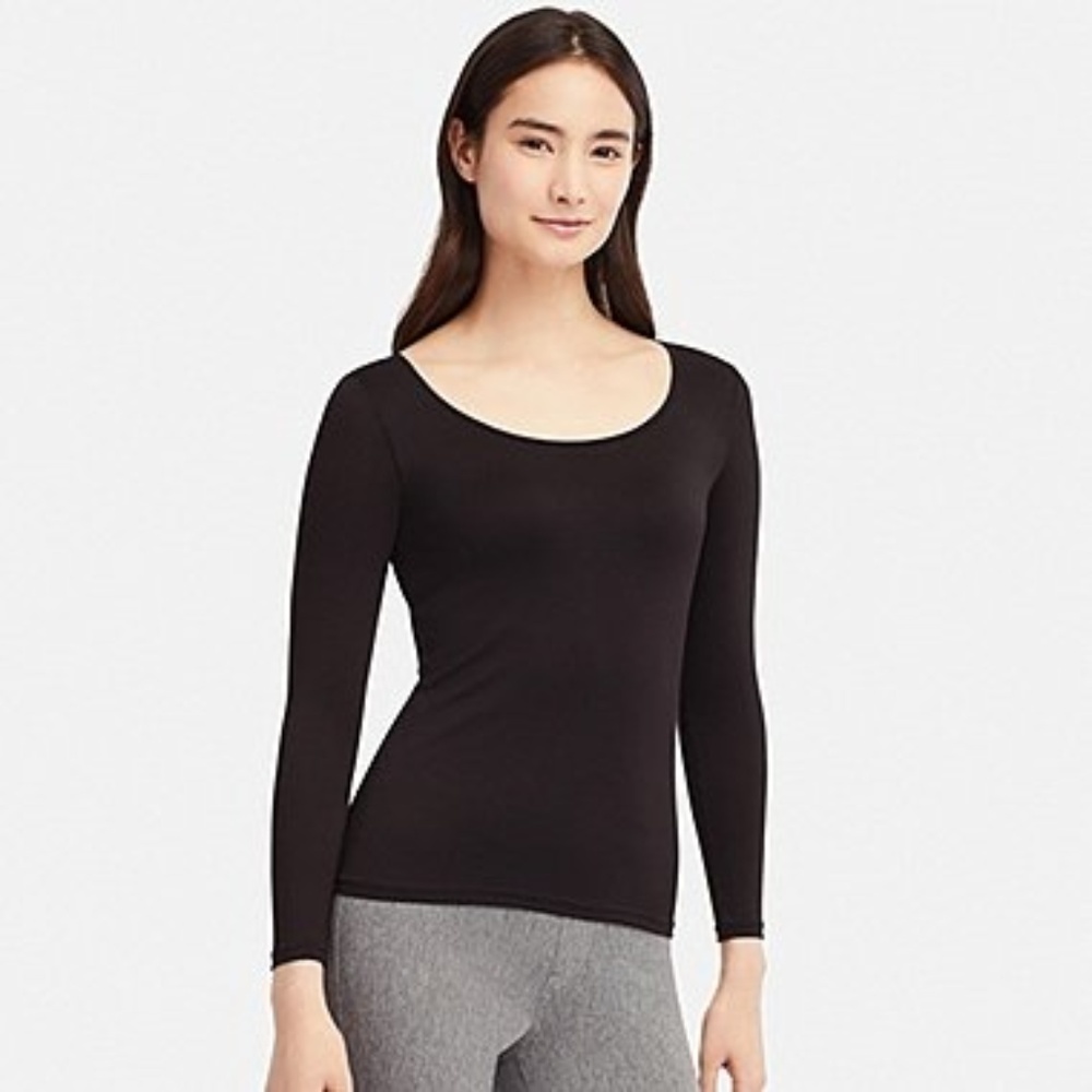 Uniqlo HeatTech Longsleeved in Black